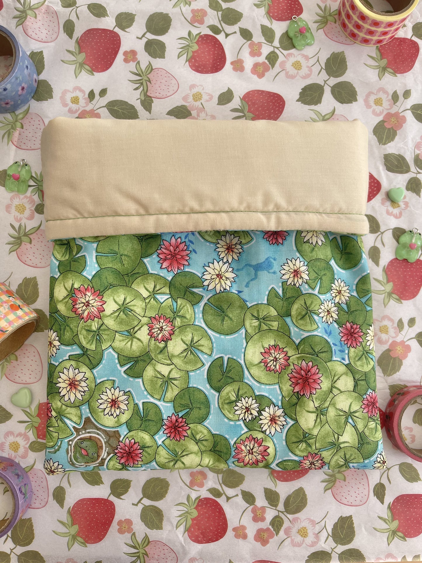 Lilypad Book Sleeve